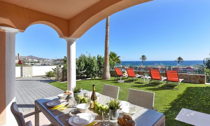 Playa del Inglés Casa | Chalet Santa Ana 2 by VillaGranCanaria