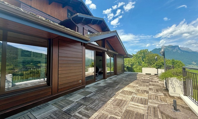 Faverges-Seythenex Chalet De Esquí | CHALET SLEEPS 11 FAVERGES-SEYTHENEX