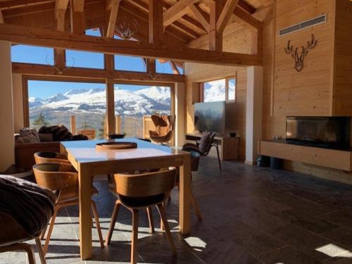 Arc-1800 Chalet De Esquí | Chalet spacieux rénové · Terrasse · Wifi gratuit - FR-1-346-570