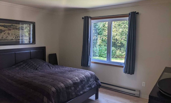 Saint-Sauveur Chalet De Esquí | Chalet St-Sauveur 4 rooms. Pets allowed