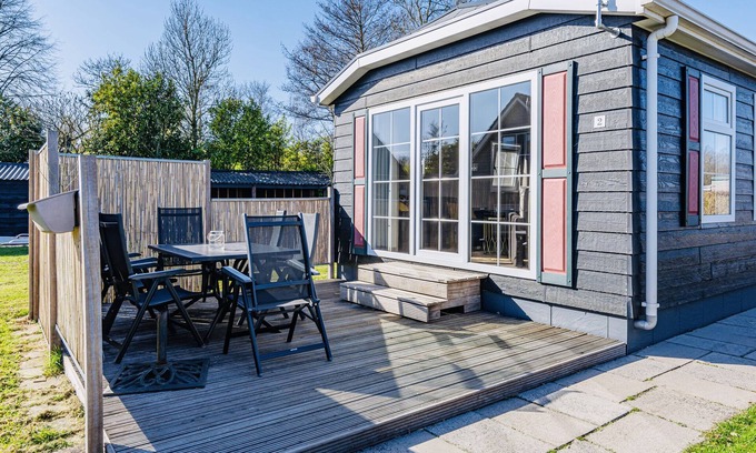 Giethoorn Casa | Chalet 't Wiede is a beautiful chalet for up to six guests.