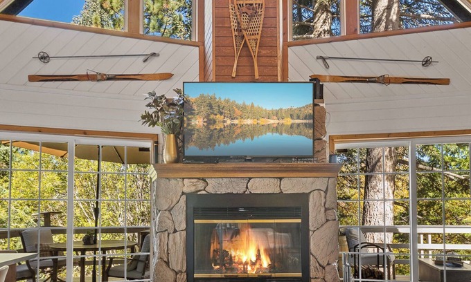 Green Valley Lake Casa | Chalet Vino | Snow Valley Mountain Resort