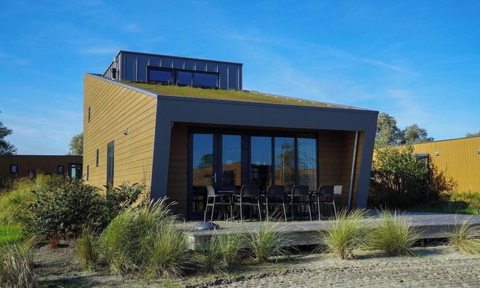 Hindeloopen Casa | Chalet with 5 bedrooms