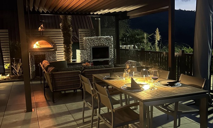 Brezzo di Bedero Chalet De Esquí | Chalet with a fantastic view of Lake Maggiore