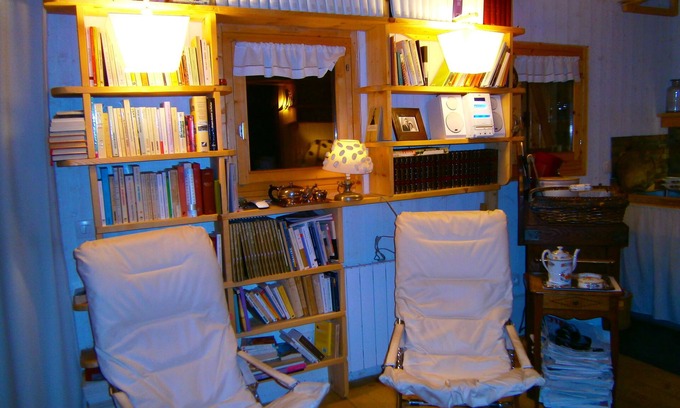 Premanon Chalet De Esquí | Chalet OCTUBRE muy bien ubicado, ambiente refinado