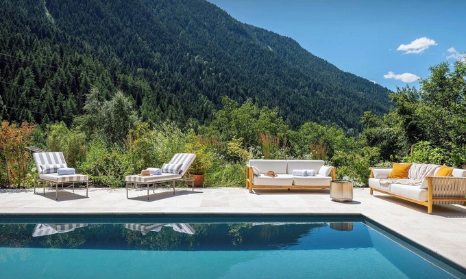 Seez Chalet De Esquí | Chalet Wonderland - Luxury chalet for 13 with summer pool - OVO Network