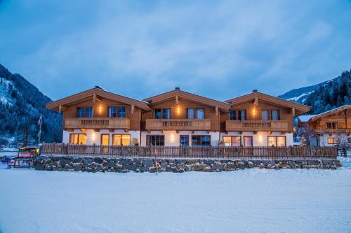 Rohrberg Casa | Chalets Hotter - Ferienhaus mit E-Ladestation