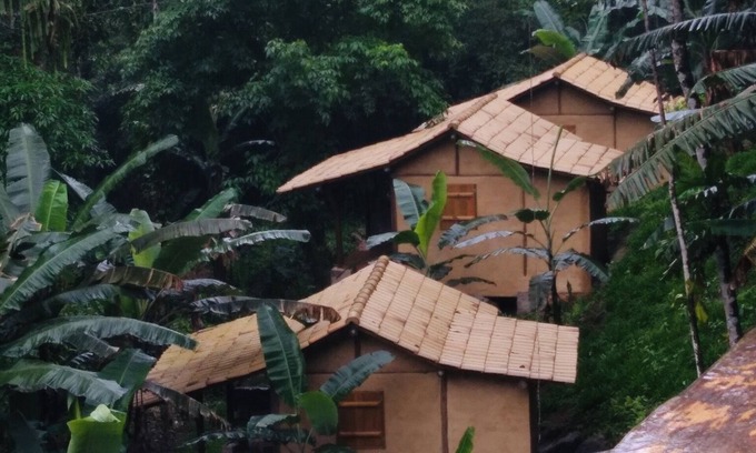 Paraty Chalet De Esquí | Chalets in Paraty with private waterfall