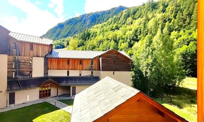Vallouise-Pelvoux Apartamento | Chaleureux Appartement AU Pied DES Pistes - 4/6 Pers