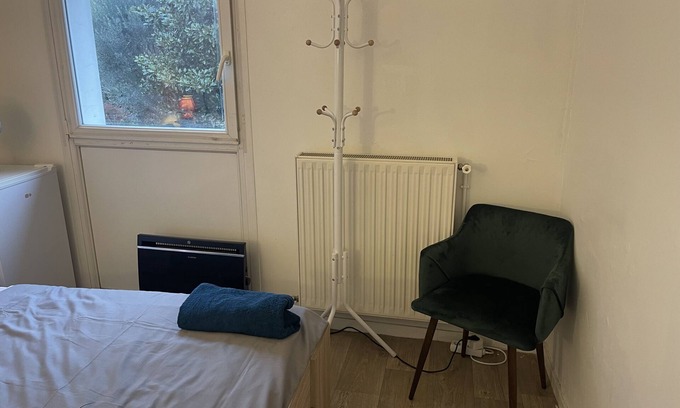 Longjumeau Cama Y Desayuno | Chambre à Longjumeau Dans une Maison de Ville