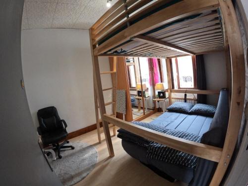 Bobigny Casa | Chambre 3 lits pour 6 personnes métro 5