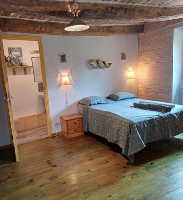 Ongles Cama Y Desayuno | Chambre 4 personnes