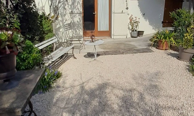 Saint-Barnabe Cama Y Desayuno | Chambre au Calme Avec Petit Jardin à Marseille