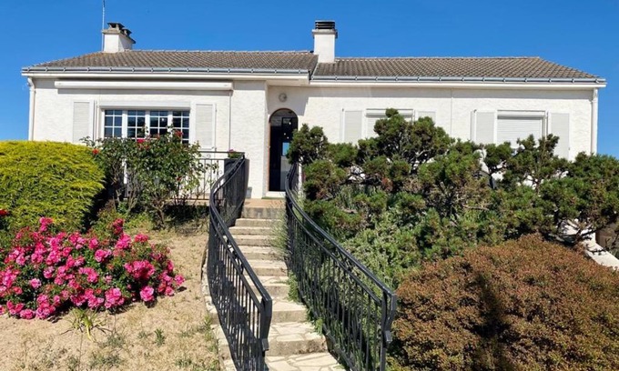 Saint-Michel-Chef-Chef Cama Y Desayuno | Chambre cosy RDC avec véranda, jardin privé et wifi, proche plage – Saint-Michel-Chef-Chef - FR-1-306-1256