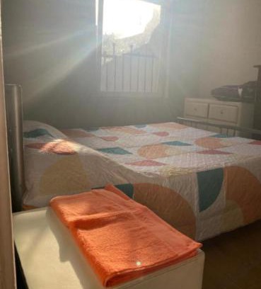 Collignon Casa | Chambre confortable lits double schaarbeek premier étage