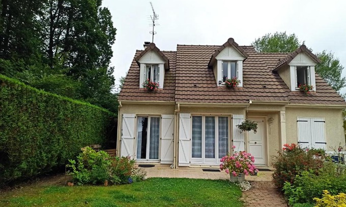 Le Mesnil-Saint-Denis Casa | Chambre d hôte à 20 min de VERSAILLES
