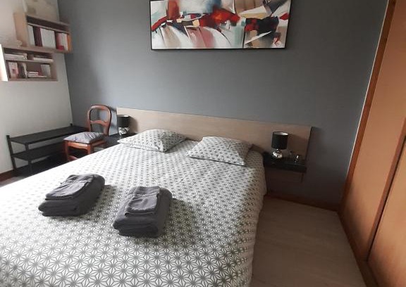 Brains Cama Y Desayuno | Chambre d'hôte le Bois Joli