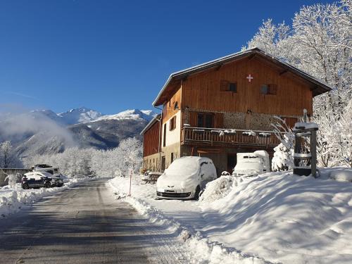 Saint-Michel-de-Maurienne Casa | Chambre d'hôtes à la Chèvrerie de Saint Michel