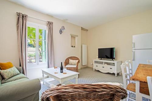 Montagnac Casa | Chambre d'hôtes familiale à la campagne proche de la mer