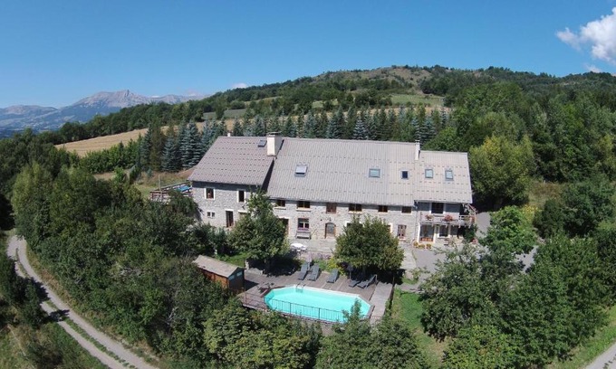 Chabottes Casa | Chambre d'Hôtes La Grange des Ecrins