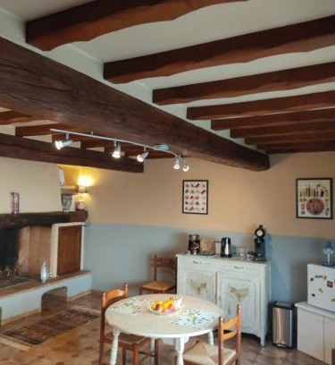 Mazamet Cama Y Desayuno | Chambre d'hôtes Zen à Mazamet, avec garage vélos motos