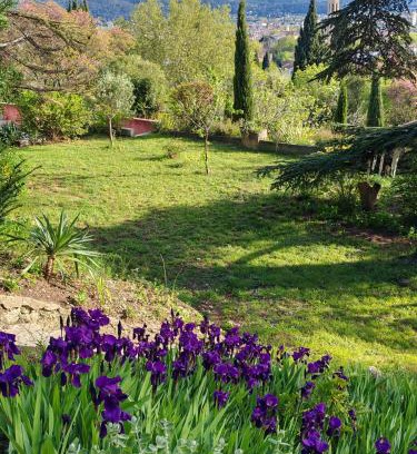 Nord Cama Y Desayuno | chambre d'hote de charme "Villa les Iris" proche centre ville
