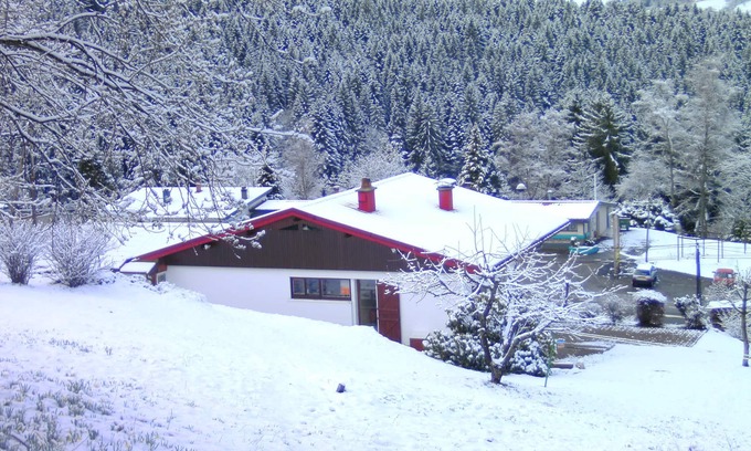 Gerardmer Casa | HABITACIÓN DE INVITADOS CON WIFI de 2 a 4 personas con vista a la montaña