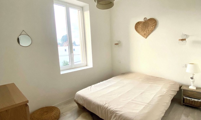 Saint-Genis-Laval Cama Y Desayuno | Chambre Dans Maison Chaleureuse