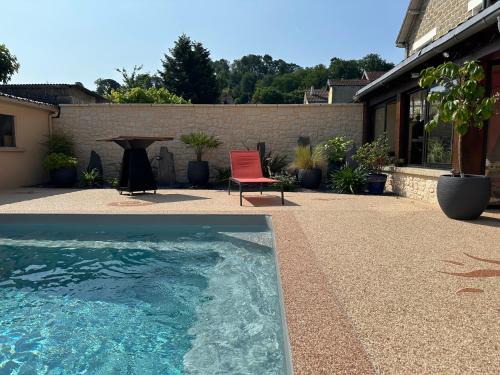 Brive-la-Gaillarde Casa | Chambre dans maison avec piscine
