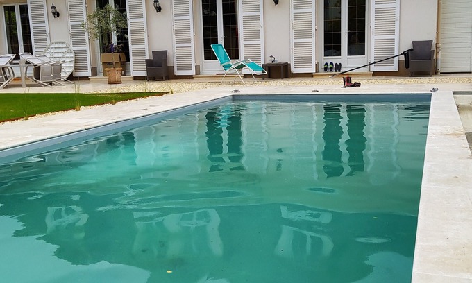 Maillets - Bellevue Casa | Chambre de Charme Piscine Chauffée Centre Parking Jardin