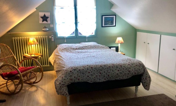 Auxerre Casa | Chambre double avec salle de bain privative