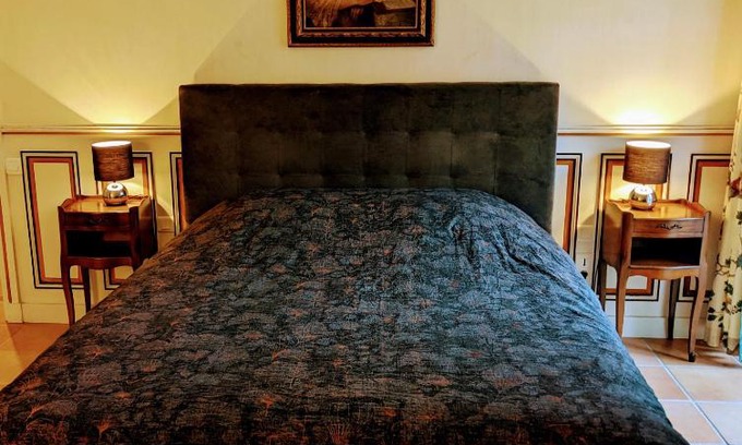 Salles-Arbuissonnas-en-Beaujolais Casa | Chambre du Champrenard