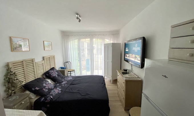 Biot Cama Y Desayuno | Chambre et Salle Deau WC Privés Entrée Indépendante