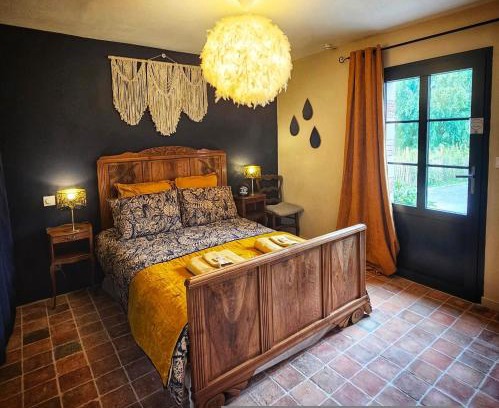 Saint-Lambert-la-Potherie Casa | Chambre Héléna, chambre indépendante du Gîte de L'Archerie