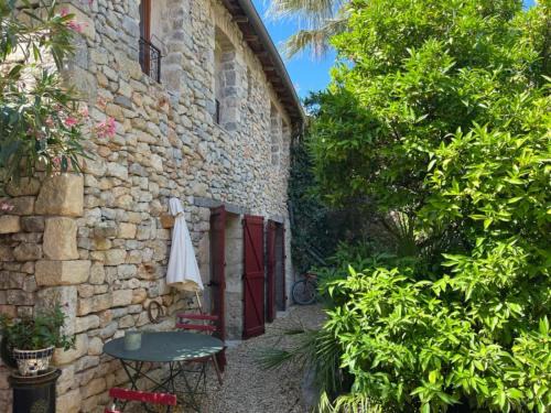 Villeneuve-les-Maguelone Cama Y Desayuno | Chambres d'hotes lecortile