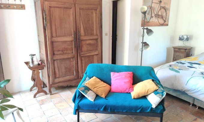 Souvigny-de-Touraine Casa | Chambre indépendante au calme avec parking privé