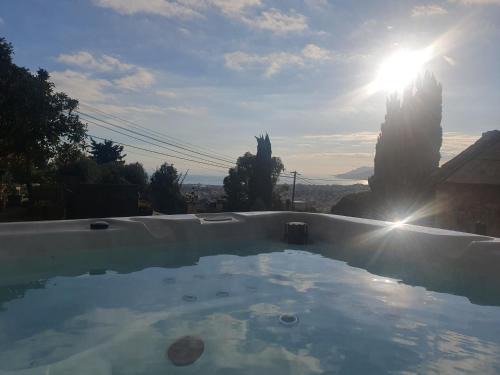 Le Cannet Casa | chambre jaccuzi vue mer