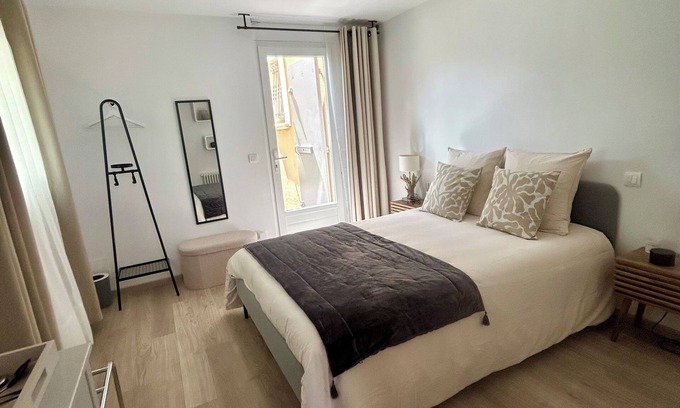 Taillades Casa | Chambre L - At the foot of the Luberon