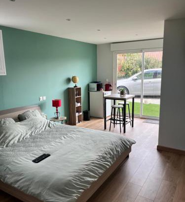 Perignat-sur-Allier Casa | chambre où suite privative accès indépendant