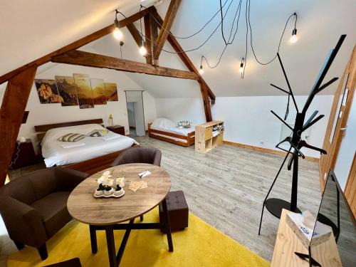 Lussac-les-Chateaux Apartamento | Chambre Privée & Espaces Communs