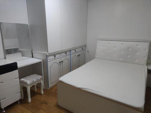 Bobigny Casa | Chambre privée à Bobigny -Salle de bain et toilettes communes, pas de cuisine, check-in après 19h