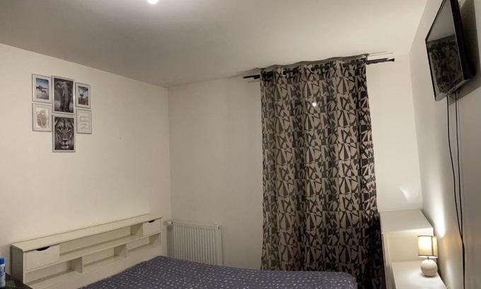 Meaux Casa | Chambre privée standard à 25 mn de Disneyland