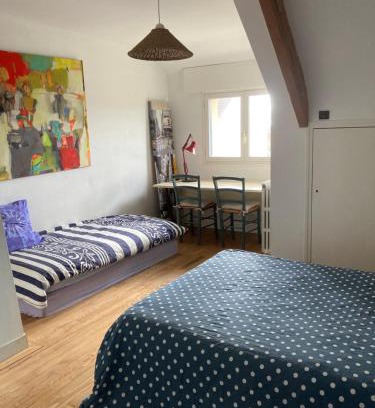 Mondeville Cama Y Desayuno | Chambre spacieuse et lumineuse