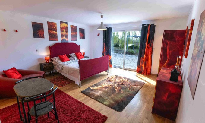 La Pomarede Cama Y Desayuno | Chambres D'hôte Chez Phil, Chambre Thème Feu