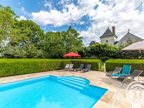 La Menitre Cama Y Desayuno | Chambres d'hôtes élégantes à La Ménitré avec piscine chauffée et wifi - FR-1-622-115