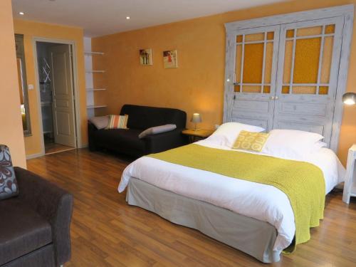 Charleville-Mezieres Casa | Chambres du Petit Bois