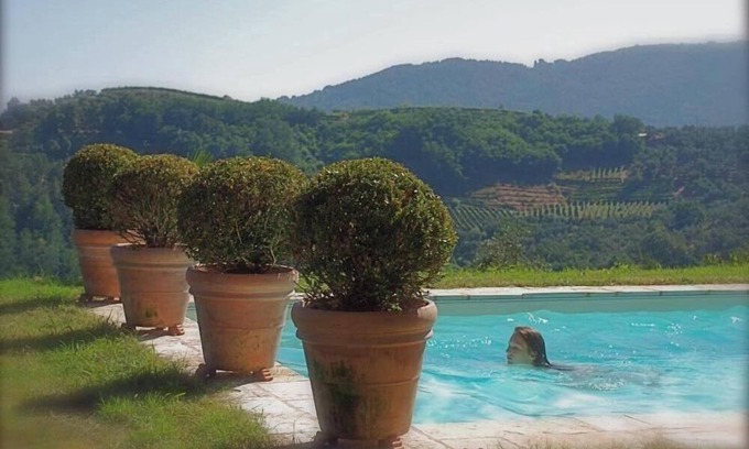 Nozanno Casa | A las puertas de Lucca. El arte de vivir en la Toscana: encantadora casa con piscina