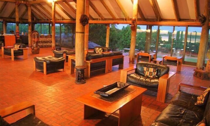 Lusaka Cabina | Chaminuka Lodge and Nature Reserve