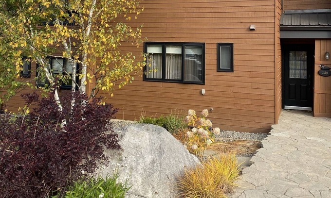 Morin Heights Casa | Champagne & Ice Sommet Morin Heights