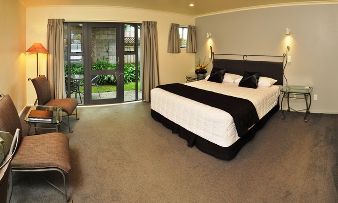 Palmerston North Hotel | Chancellor Motor Lodge & Conference Centre